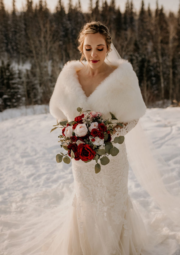 Ivory White Fur Shawl (Lilian Wht01)